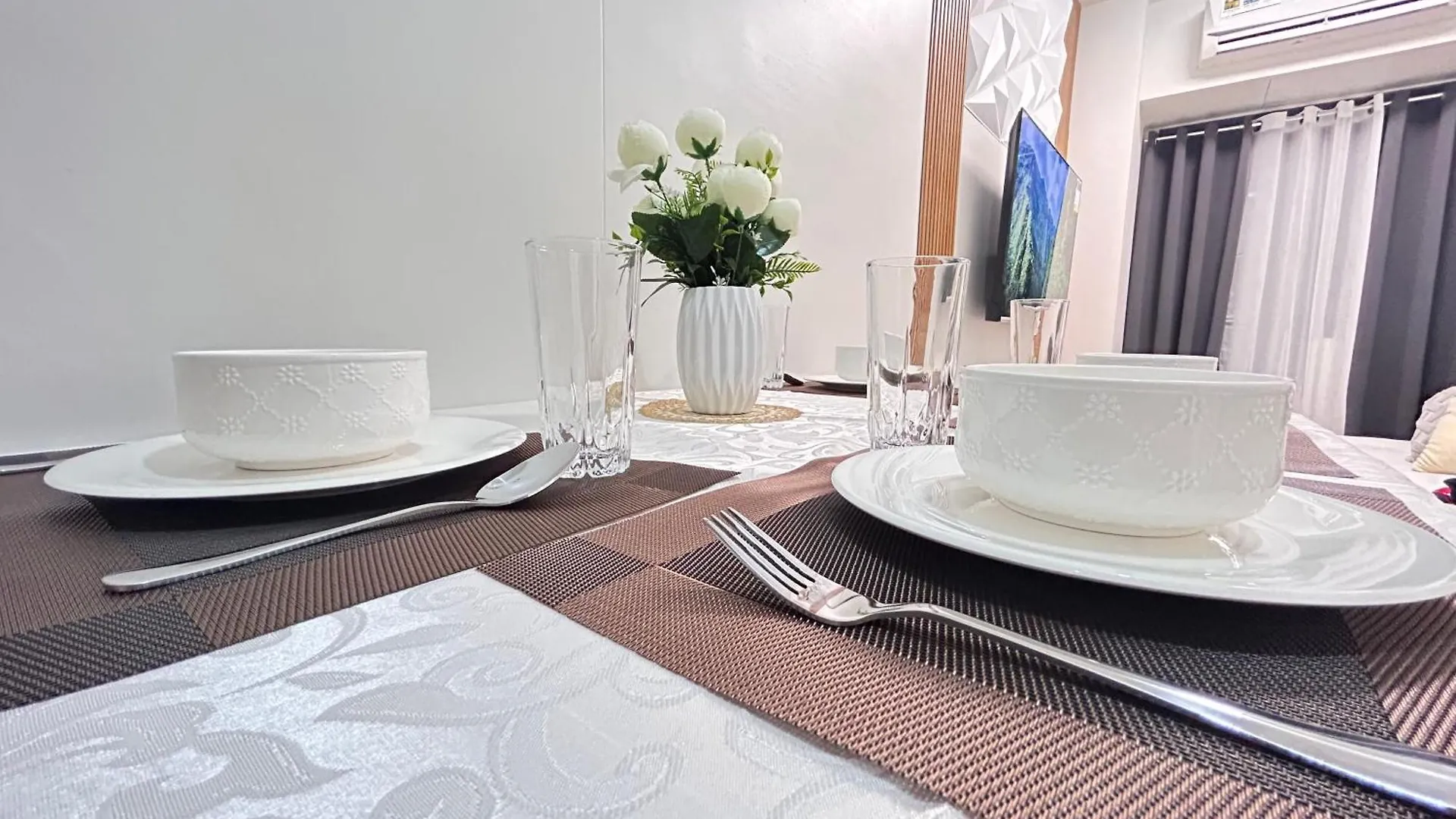 Molly Shore Getaway Unit 1241 Pasay 0*,